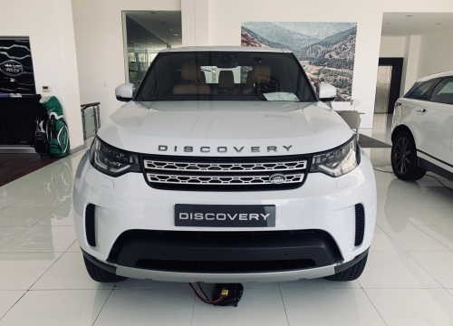 Xe 7 Chỗ BMW X7 Và Discovery LR5 Của LandRover Có Hơn Nhau