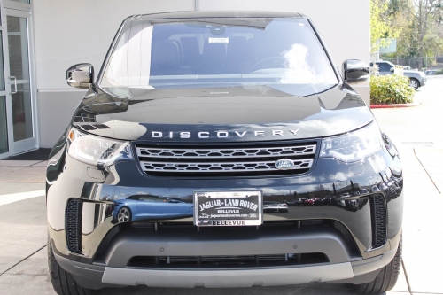 Giá Xe Land Rover Discovery 7 Chỗ Động Cơ 2.0L 300 Mã Lực Bao Nhiêu