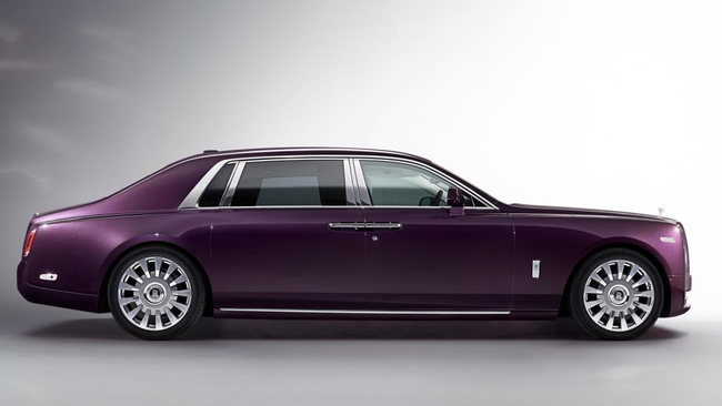 4 ĐIỂM BẠN THÍCH XE ROLLS-ROYCE PHANTOM VIII  VỪA RA MẮT