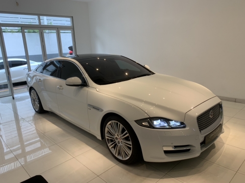 Giá Xe Jaguar XJL Phiên Bản 3.0 V6 Đời 2022 Bao Nhiêu