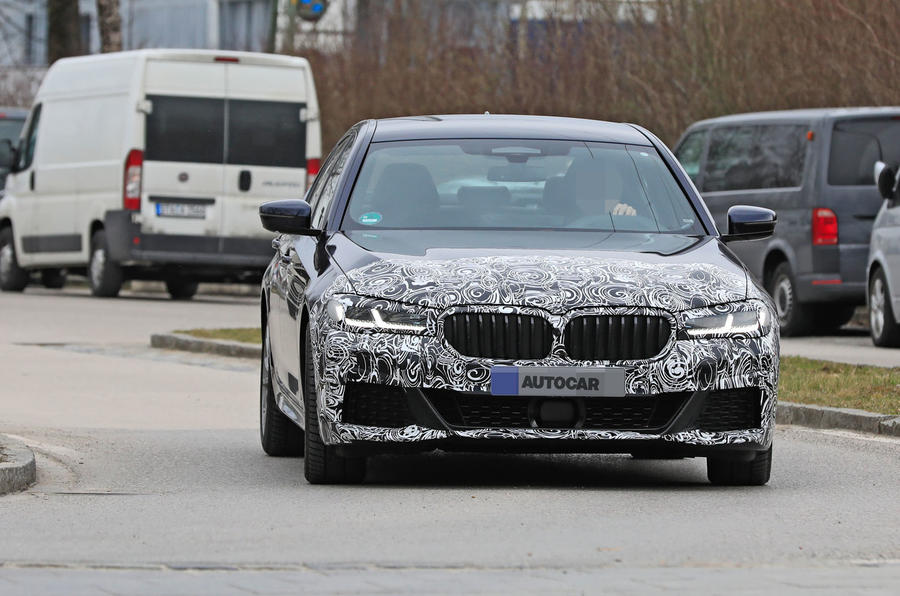 BMW 5 Series Phiên Bản Nâng Cấp 2021 Có Gì Mới