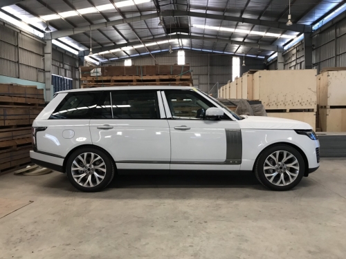 Giá Xe Range Rover Phiên Bản HSE Và Autobiography LWB bao nhiêu