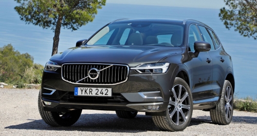 GIÁ XE VOLVO XC60 5 CHỖ GẦM CAO ĐỜI MỚI NHẤT 2022 BAO NHIÊU