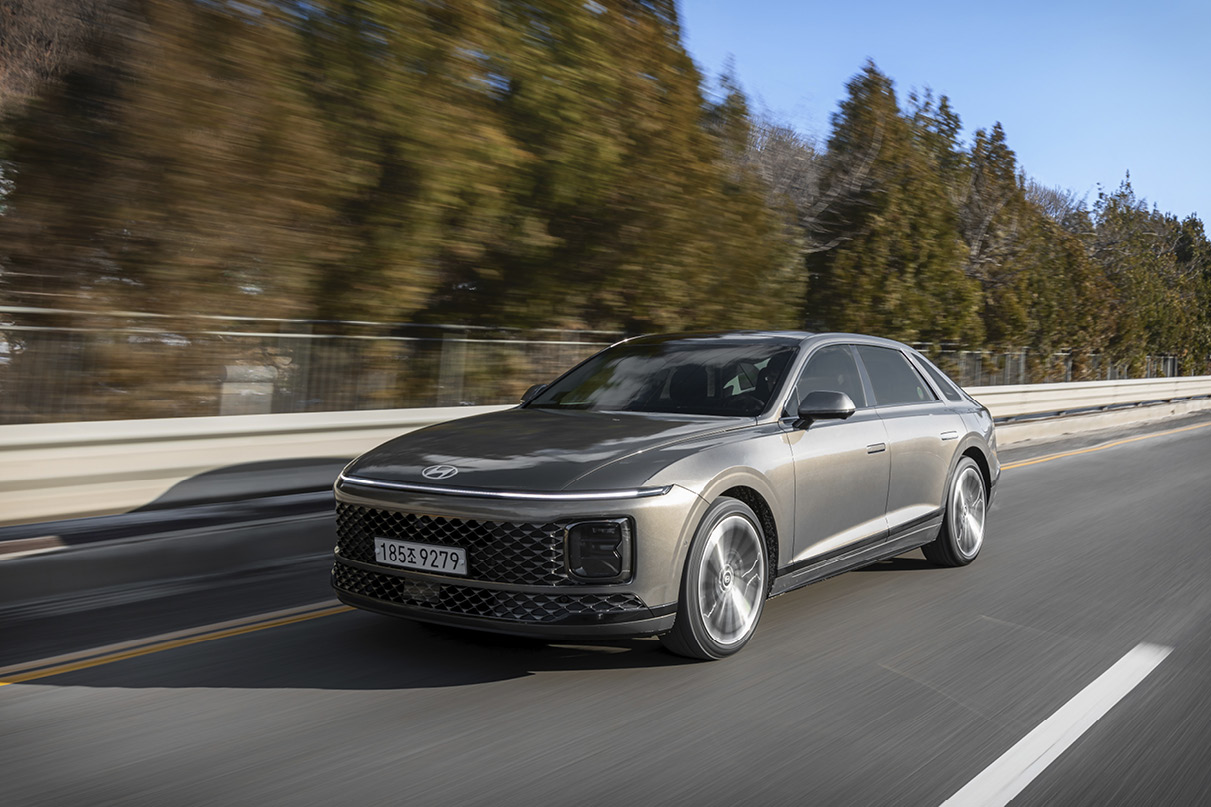 Hyundai Grandeur (còn có tên khác là Azera)