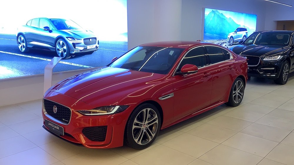 Giá Jaguar 4 Chỗ XE đối thủ Mercedes C300, Bmw 330i, Audi A4, Lexus IS250