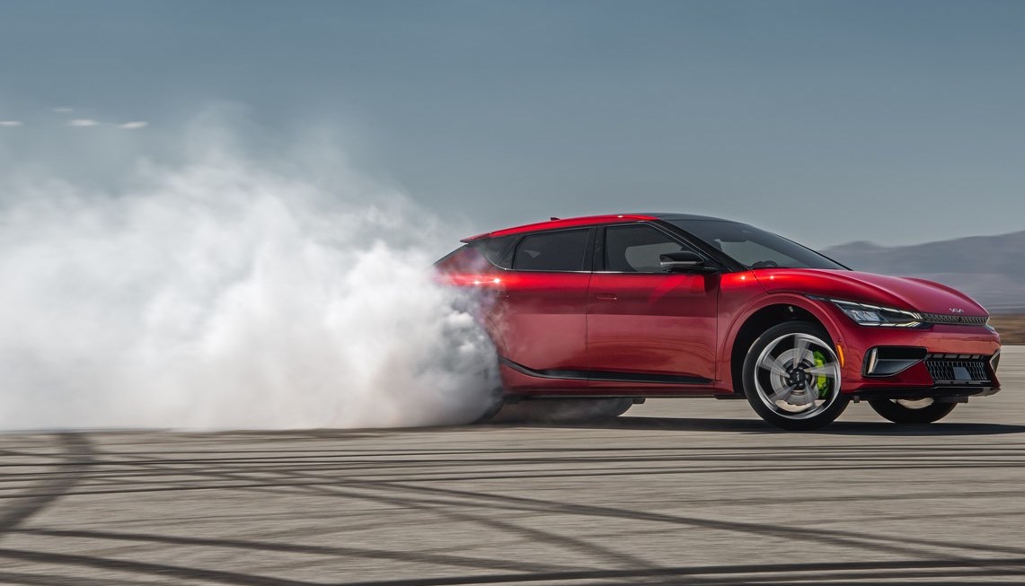 Video Xe Điện Kia EV6 GT 2023 Mới