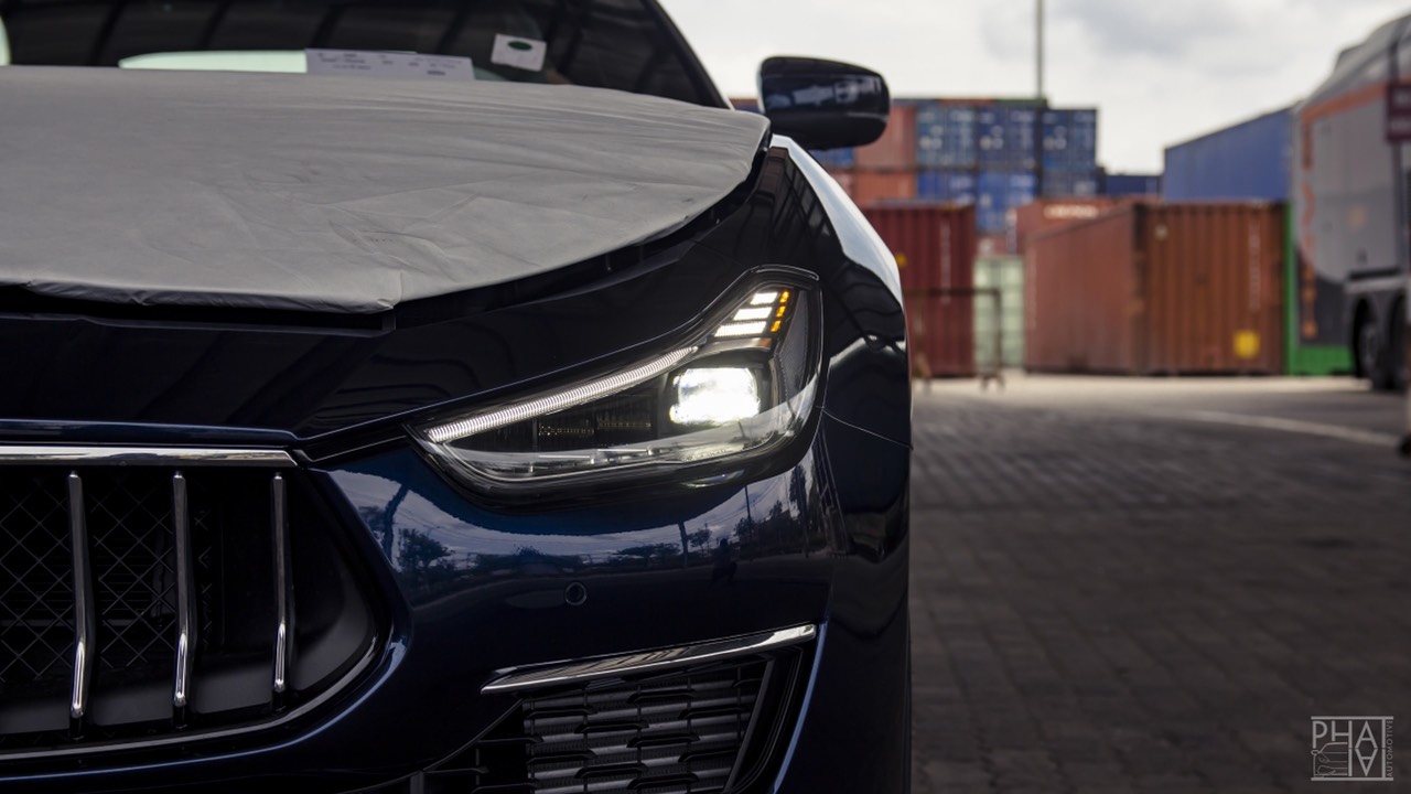 Mua BMW M5, Mercedes E63, Porsche Panamera Hay Maserati 4 Chỗ