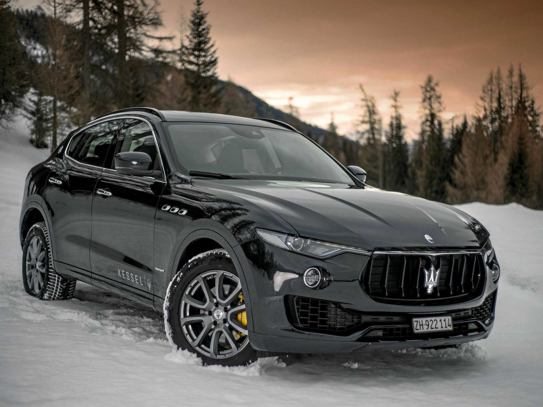 Kỷ lục thế giới của vua trượt tuyết tốc độ 150km/h Nhờ chiếc Maserati Levante
