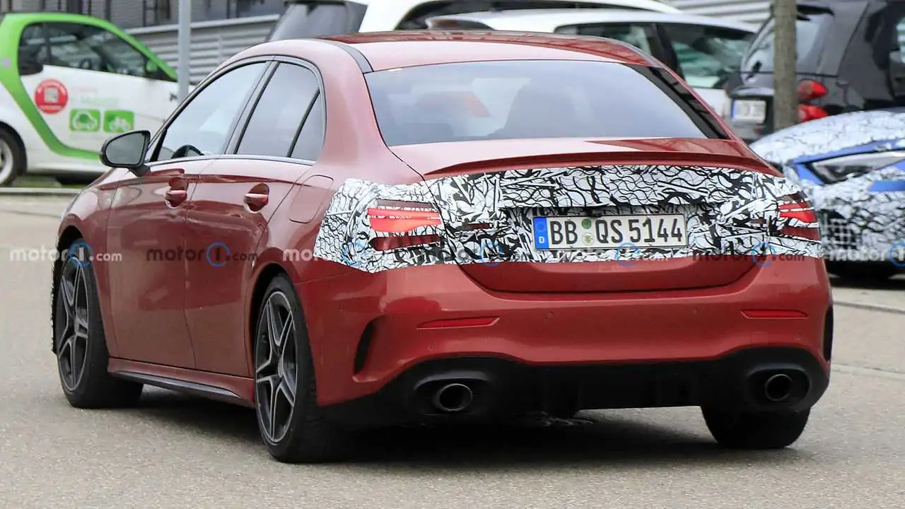 Video Xe Mercedes-Benz CLA Facelift 2023 Chuẩn Bị Ra Mắt
