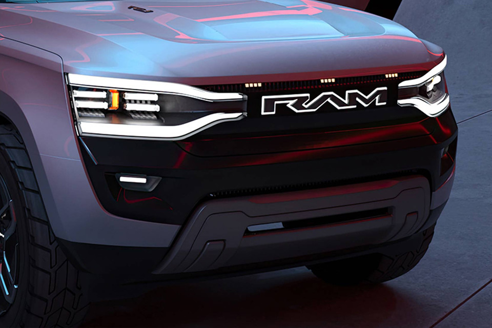 Xe Ram Bán Tải 1500 Revolution Động Cơ Điên EV