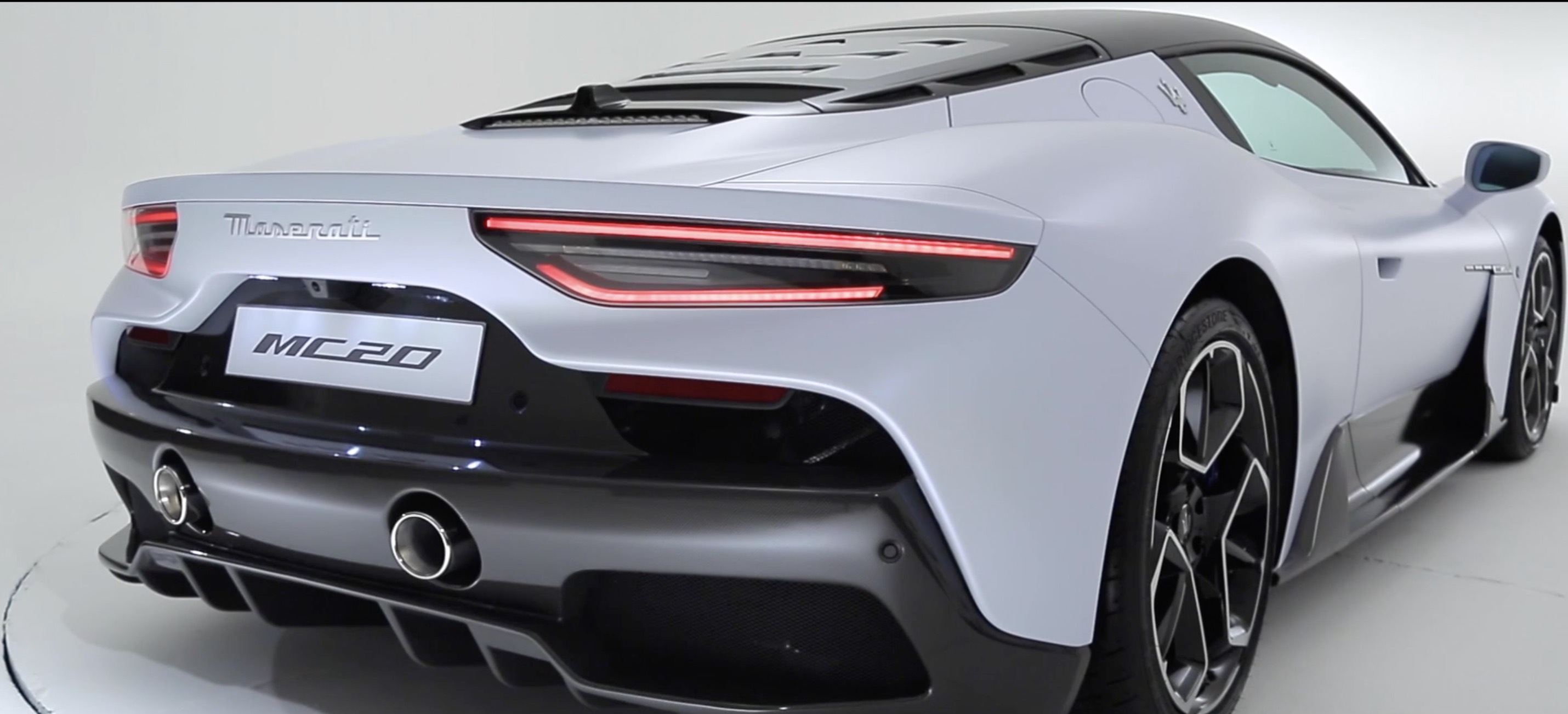 Xe Maserati Phiên Bản 2 Cửa Mới Có Giá Bao Nhiêu