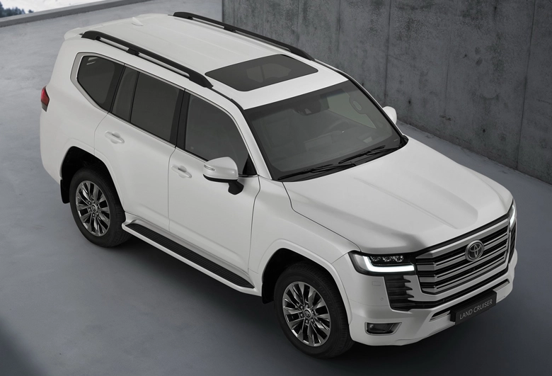 Toyota Land Cruiser 2023 hoàn toàn mới
