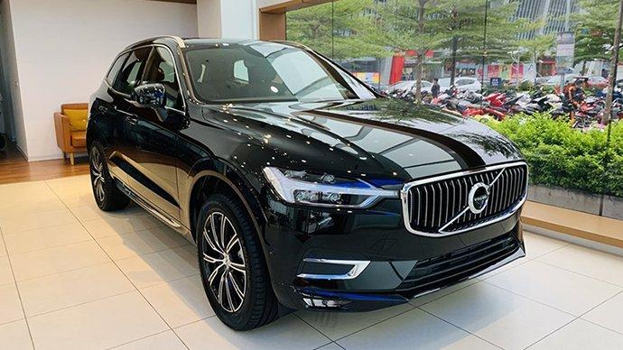 VOLVO XC60 SUV 5 CHỖ GẦM CAO ĐỜI MỚI 2023 TẠI VIỆT NAM