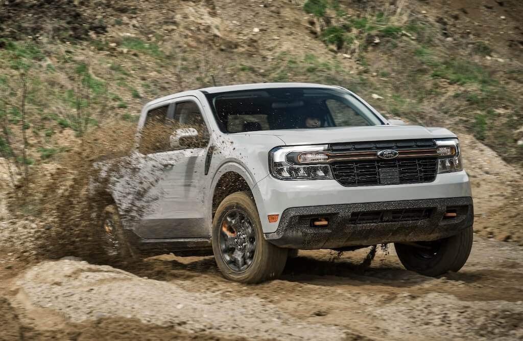 Xe Bán Tải Ford Maverick Tremor 2023 Đối Thủ Toyota Hilux