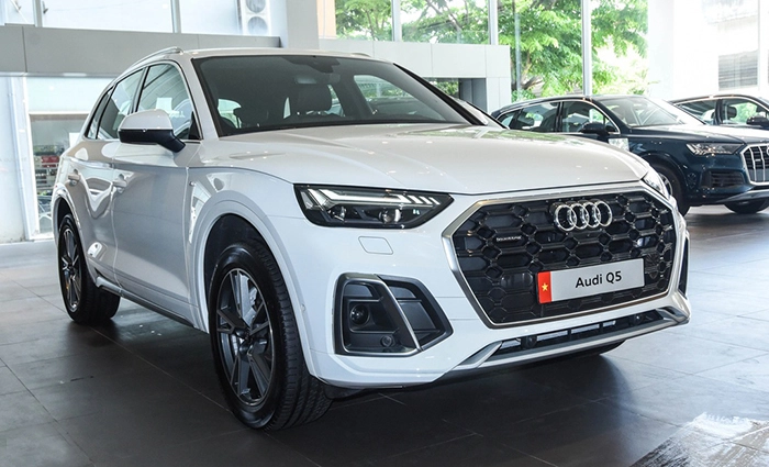 GIÁ XE AUDI Q5 ĐỜI MỚI 2023 MÀU TRẮNG TẠI VIỆT NAM BAO NHIÊU